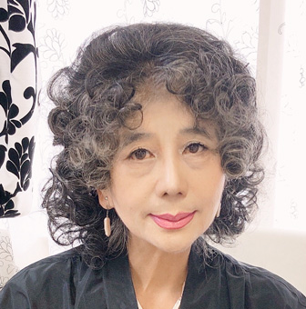 代表 斎 直子様